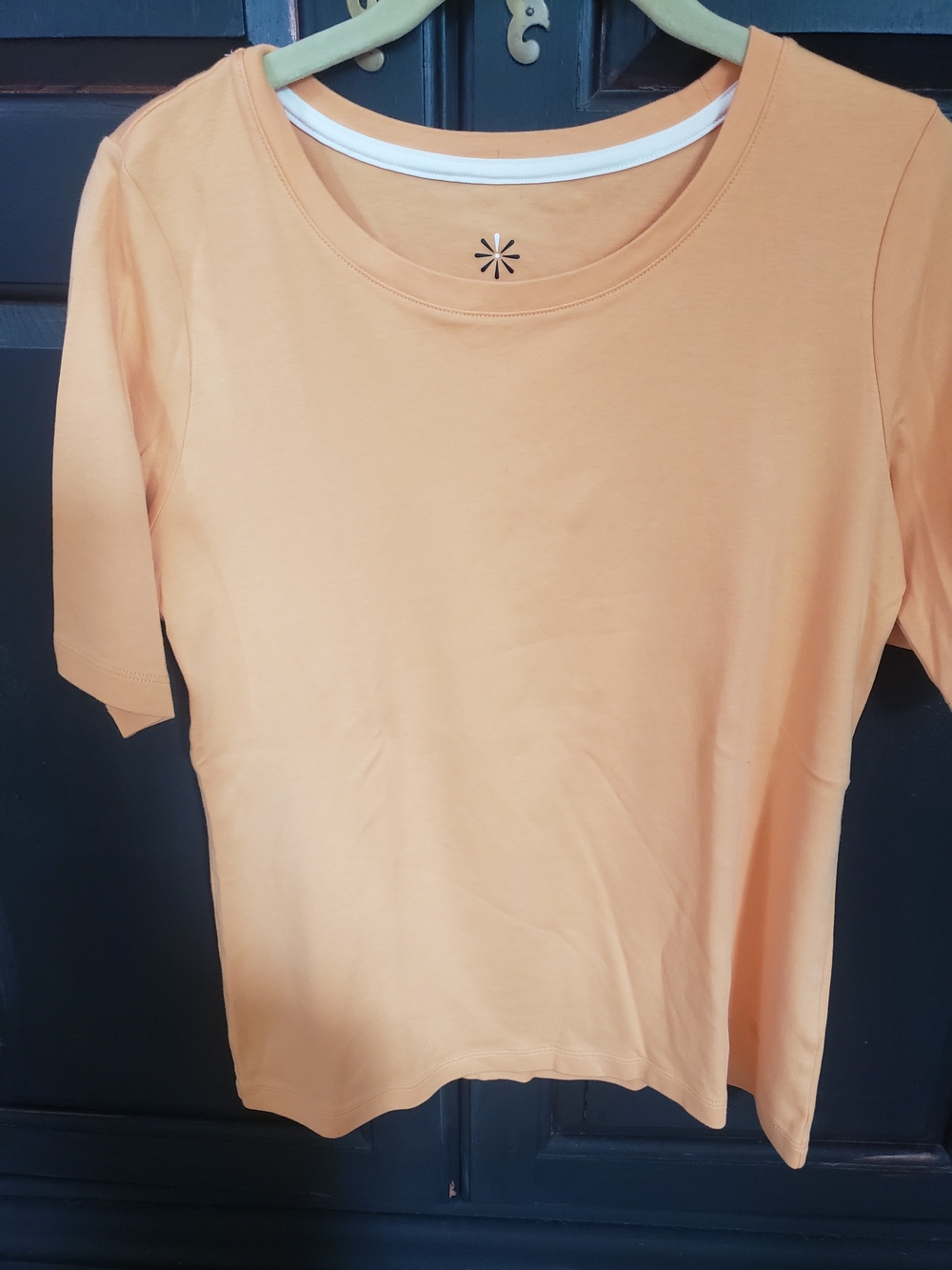 Isaac Mizrahi Short Sleeve Scoop Neck Tee in Peach